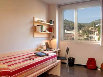 Hotel Agora Bcn. Residencia Universitaria Internacional Barcelone