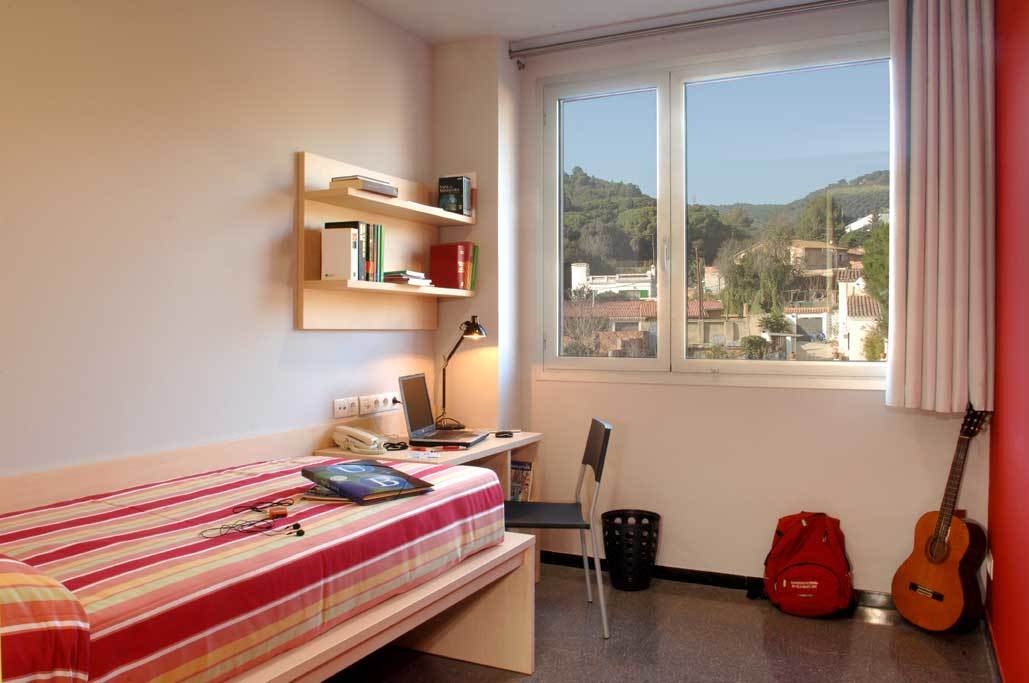 Agora Bcn. Residencia Universitaria Internacional Hotel