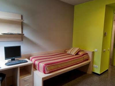 Hotel Agora Bcn. Residencia Universitaria Internacional Barcelone